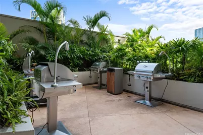 987 Queen Street #2503, Honolulu, HI 96814 - Photo 23