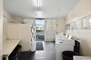 750 Amana St, Honolulu, HI 96814 - Photo 11