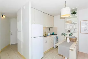 750 Amana St, Honolulu, HI 96814 - Photo 3