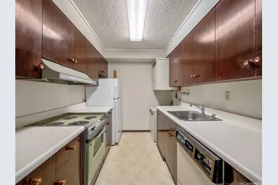 2029 Nuuanu Avenue #604, Honolulu, HI 96817 - Photo 3