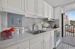 1419 Dominis St, Honolulu, HI 96822 - Photo 5