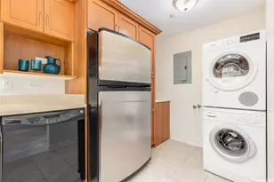 21 Craigside Pl, Honolulu, HI 96817 - Photo 9