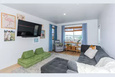 91-4099 Hikuono Street #1812, Kapolei, HI 96707 - Photo 3