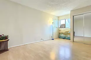 631 Kaumaka Pl, Honolulu, HI 96825 - Photo 17