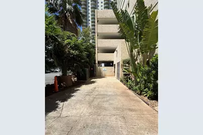 2092 Kuhio Avenue #1105, Honolulu, HI 96815 - Photo 17