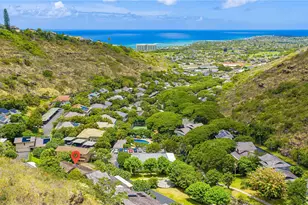 1593 Kalaniuka Cir, Honolulu, HI 96821 - Photo 23