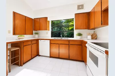 1593 Kalaniuka Circle #84, Honolulu, HI 96821 - Photo 11