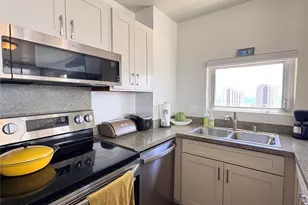 400 Hobron Ln, Honolulu, HI 96815 - Photo 13