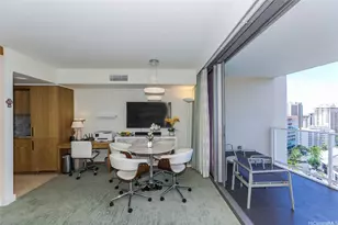 383 Kalaimoku St, Honolulu, HI 96815 - Photo 5