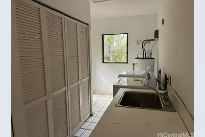 [Address not provided], Honolulu, HI 96815 - Photo 9