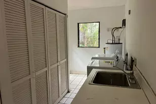 [Address not provided], Honolulu, HI 96815 - Photo 9