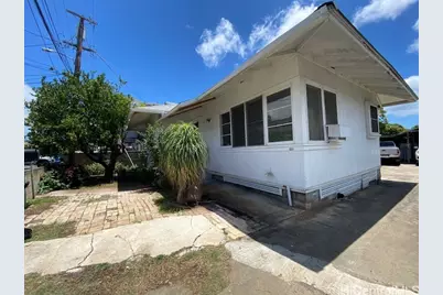 327 Puuhue Place, Honolulu, HI 96817 - Photo 1