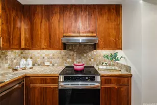 1525 Wilder Ave, Honolulu, HI 96822 - Photo 15
