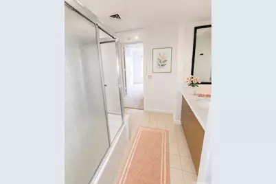 1 Keahole Place #2505, Honolulu, HI 96825 - Photo 11