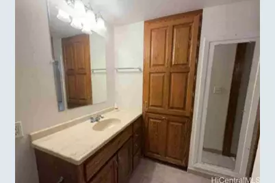 555 Hahaione Street #6D, Honolulu, HI 96825 - Photo 1