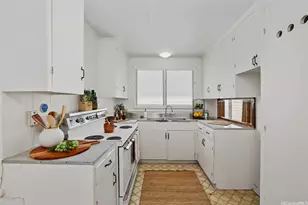 860 Hind Iuka Dr, Honolulu, HI 96821 - Photo 5