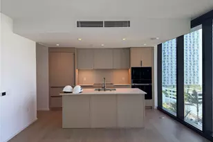 333 Ward Ave, Honolulu, HI 96814 - Photo 1