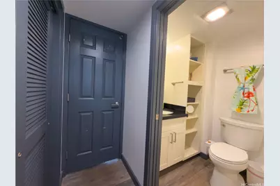 439 Keoniana Street #402, Honolulu, HI 96815 - Photo 9