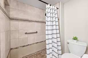 511 Hahaione St, Honolulu, HI 96825 - Photo 13