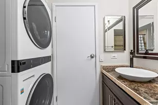 511 Hahaione St, Honolulu, HI 96825 - Photo 15