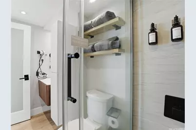 2427 Kuhio Avenue #3101 & 3102, Honolulu, HI 96815 - Photo 23