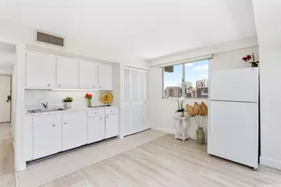 2440 Kuhio Avenue #1101, Honolulu, HI 96815 - Photo 5