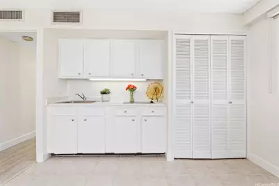 2440 Kuhio Avenue #1101, Honolulu, HI 96815 - Photo 19