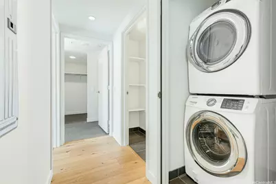 1001 Queen Street #1706, Honolulu, HI 96814 - Photo 13