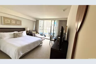 223 Saratoga Road #1318, Honolulu, HI 96815 - Photo 1