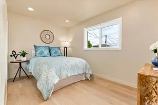 679 Kihapai St, Kailua, HI 96734 - Photo 11