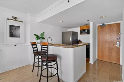 1777 Ala Moana Boulevard #1802, Honolulu, HI 96815 - Photo 7
