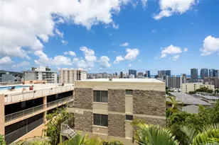 1025 Maunaihi Pl, Honolulu, HI 96822 - Photo 15