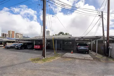 738 Menehune Lane #(Main House), Honolulu, HI 96826 - Photo 15