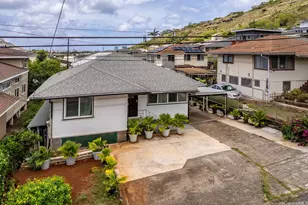 3279 Hoanoho Pl, Honolulu, HI 96816 - Photo 1