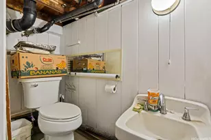 3279 Hoanoho Pl, Honolulu, HI 96816 - Photo 19