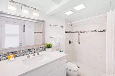 201 Ohua Avenue #T2-3604, Honolulu, HI 96815 - Photo 17