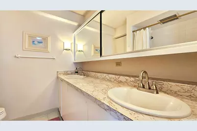 1655 Makaloa Street #1611, Honolulu, HI 96814 - Photo 13
