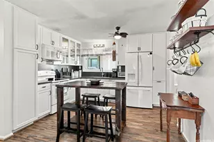 98-1022 Kupukupu Pl, Aiea, HI 96701 - Photo 3