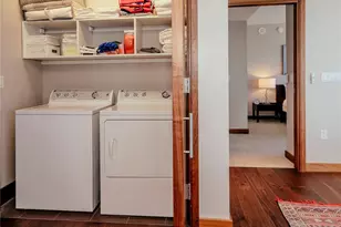 1555 Kapiolani Blvd, Honolulu, HI 96814 - Photo 13