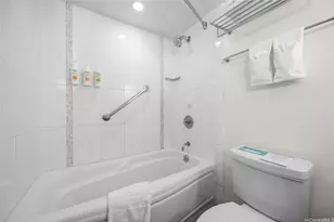 410 Atkinson Dr, Honolulu, HI 96814 - Photo 15