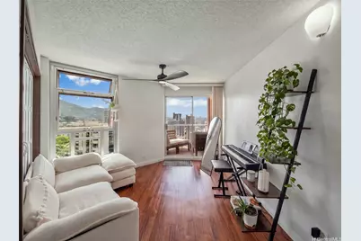 1031 Maunaihi Place #801, Honolulu, HI 96822 - Photo 1