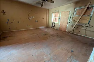 87-206 Halemaluhia Pl, Waianae, HI 96792 - Photo 9