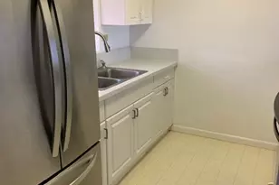 3075 Ala Poha Pl, Honolulu, HI 96818 - Photo 7