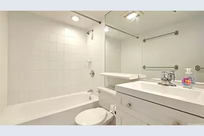949 Prospect Street #301, Honolulu, HI 96822 - Photo 9
