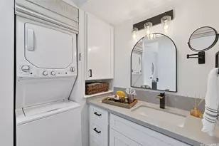 411 Hobron Ln, Honolulu, HI 96815 - Photo 15