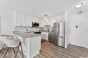 411 Hobron Ln, Honolulu, HI 96815 - Photo 5