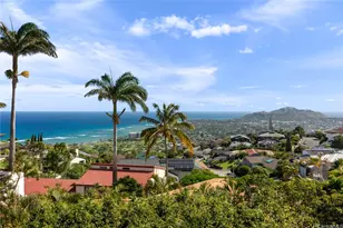 1875 Kihi St, Honolulu, HI 96821 - Photo 1