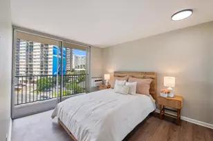 1911 Kalakaua Ave, Honolulu, HI 96815 - Photo 1