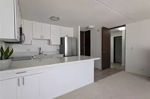 411 Hobron Ln, Honolulu, HI 96815 - Photo 9