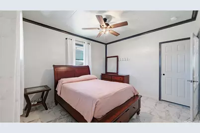 1068 Kinau Street #B, Honolulu, HI 96814 - Photo 11